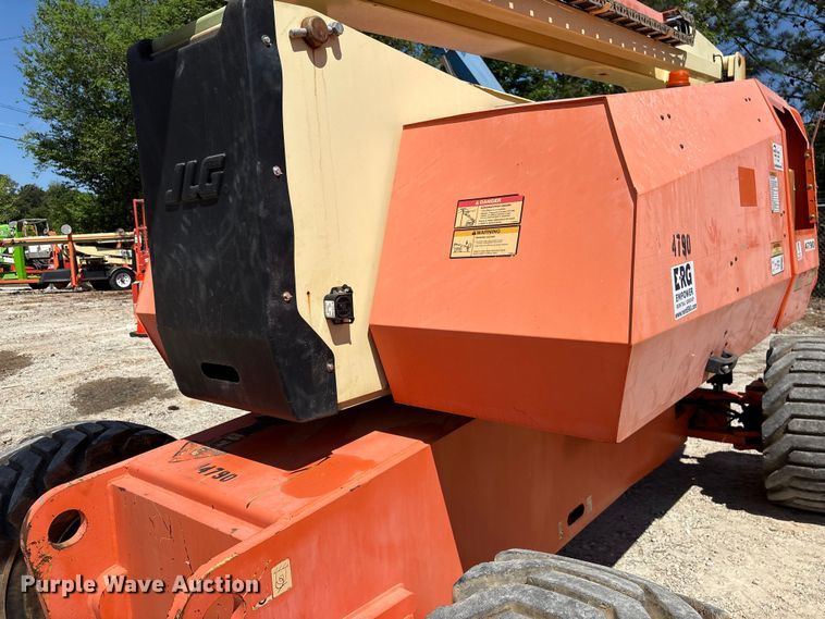 image for item EF1100 2011 JLG 800AJ boom lift