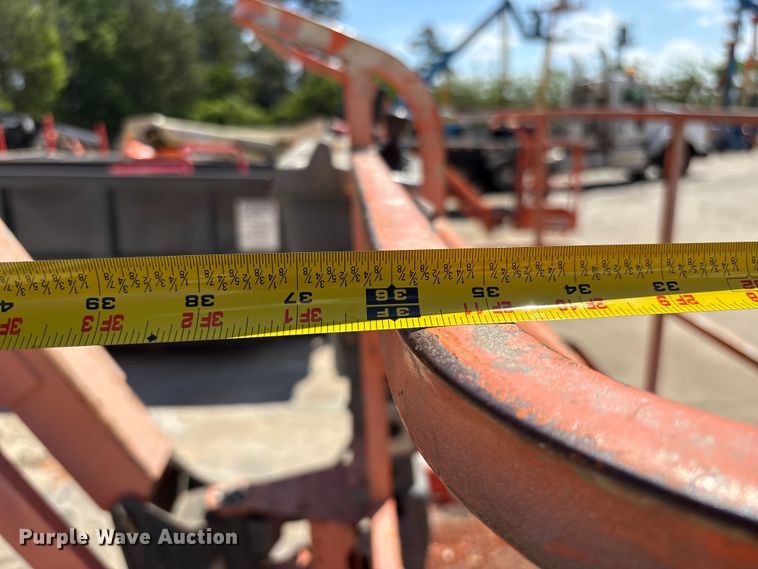 image for item EF1100 2011 JLG 800AJ boom lift