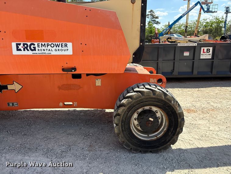 image for item EF1100 2011 JLG 800AJ boom lift
