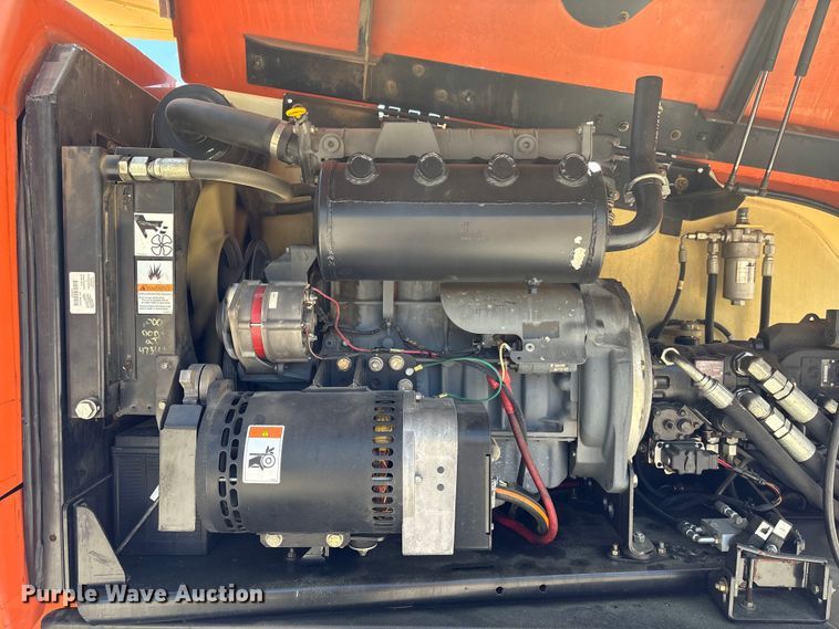 image for item EF1100 2011 JLG 800AJ boom lift