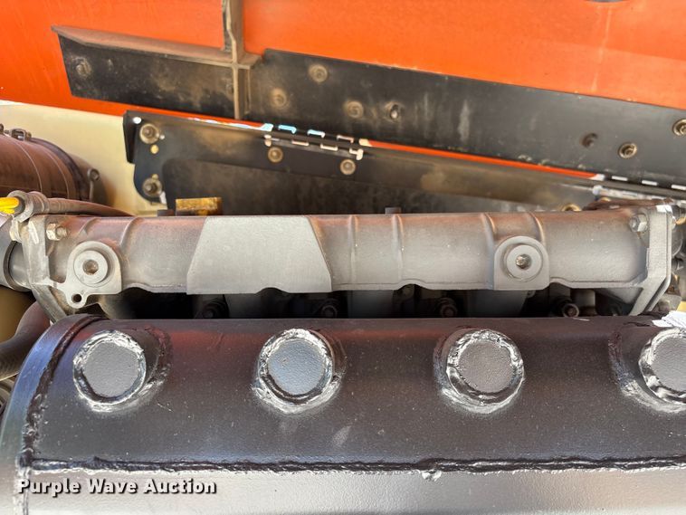 image for item EF1100 2011 JLG 800AJ boom lift