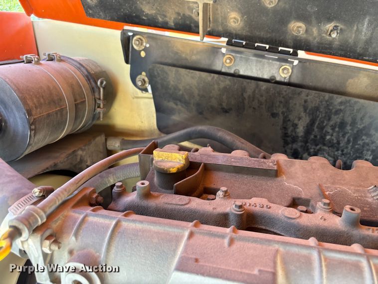 image for item EF1100 2011 JLG 800AJ boom lift