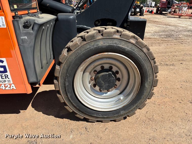 image for item EF1101 2014 JLG G6-42A telehandler