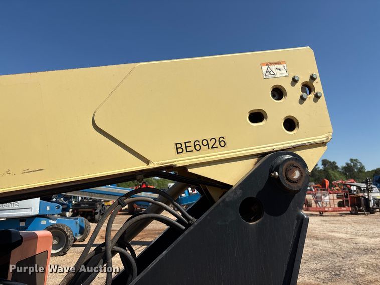 image for item EF1101 2014 JLG G6-42A telehandler