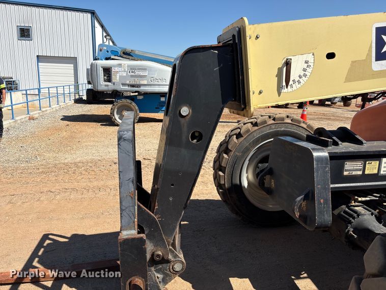 image for item EF1101 2014 JLG G6-42A telehandler