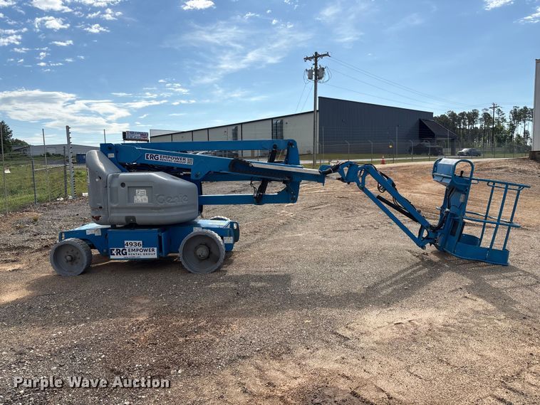 image for item EF1103 2012 Genie Z40 boom lift