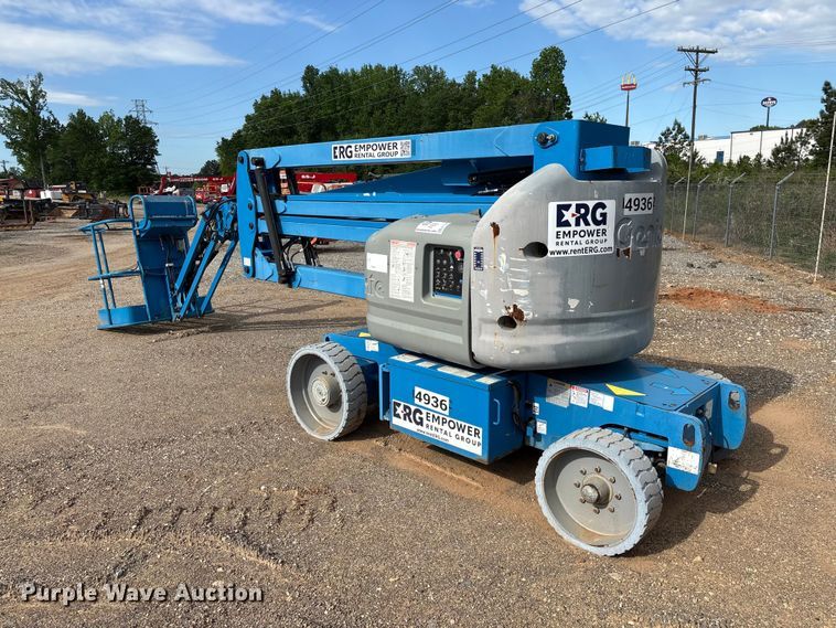 image for item EF1103 2012 Genie Z40 boom lift