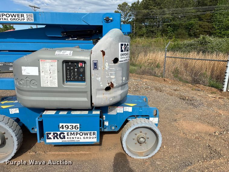 image for item EF1103 2012 Genie Z40 boom lift