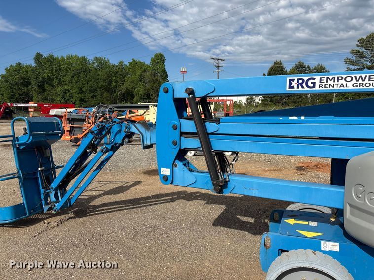 image for item EF1103 2012 Genie Z40 boom lift