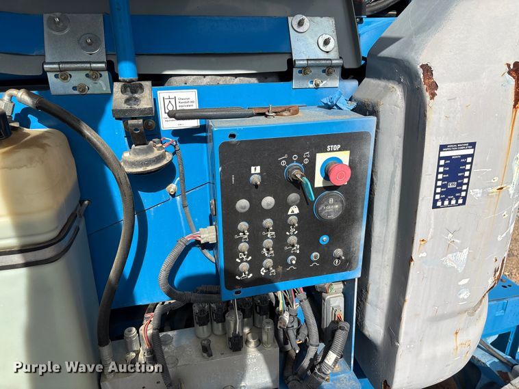 image for item EF1103 2012 Genie Z40 boom lift