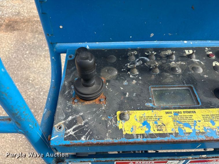 image for item EF1103 2012 Genie Z40 boom lift