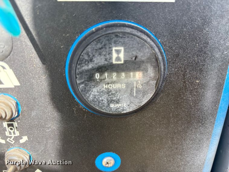 image for item EF1103 2012 Genie Z40 boom lift