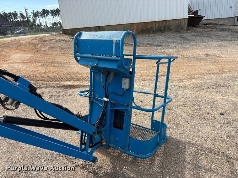 image for item EF1103 2012 Genie Z40 boom lift
