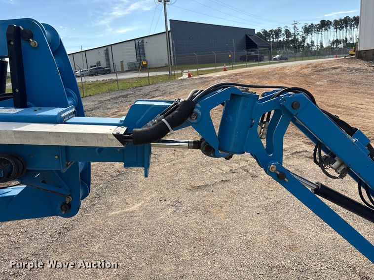 image for item EF1103 2012 Genie Z40 boom lift