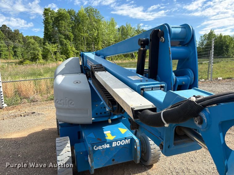 image for item EF1103 2012 Genie Z40 boom lift