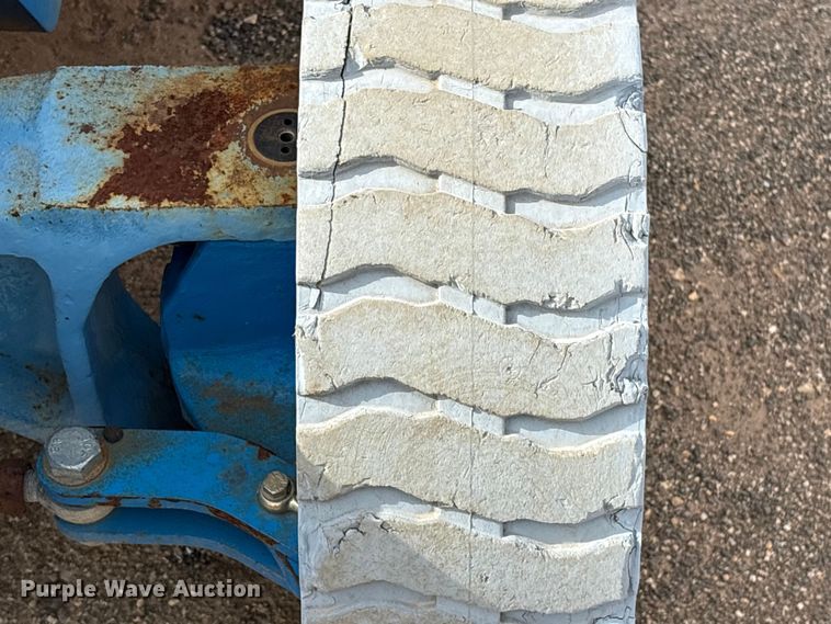 image for item EF1103 2012 Genie Z40 boom lift