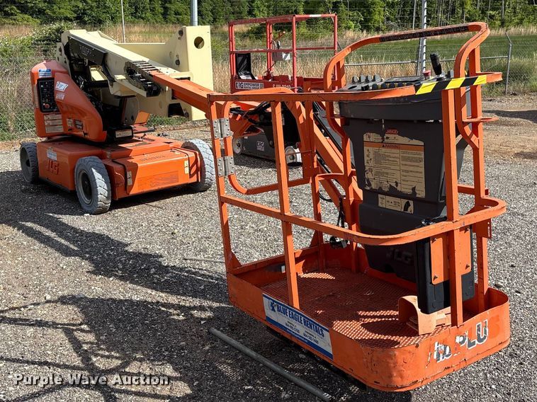image for item EF1105 2014 JLG E400AJP Narrow boom lift
