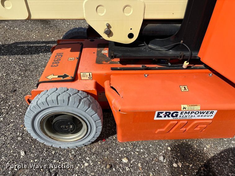image for item EF1105 2014 JLG E400AJP Narrow boom lift