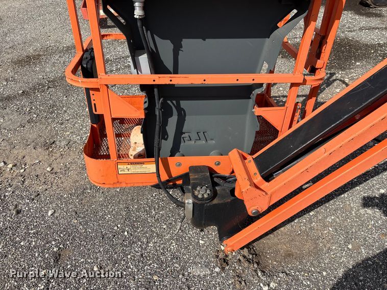 image for item EF1105 2014 JLG E400AJP Narrow boom lift