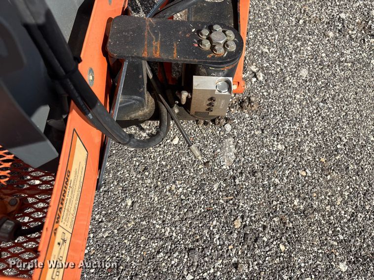 image for item EF1105 2014 JLG E400AJP Narrow boom lift