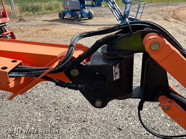 image for item EF1105 2014 JLG E400AJP Narrow boom lift