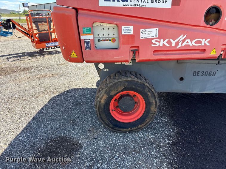 image for item EF1106 2018 Skyjack SJ45T boom lift