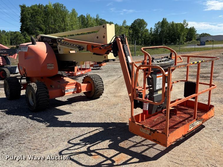 image for item EF1107 2014 JLG 450AJ boom lift