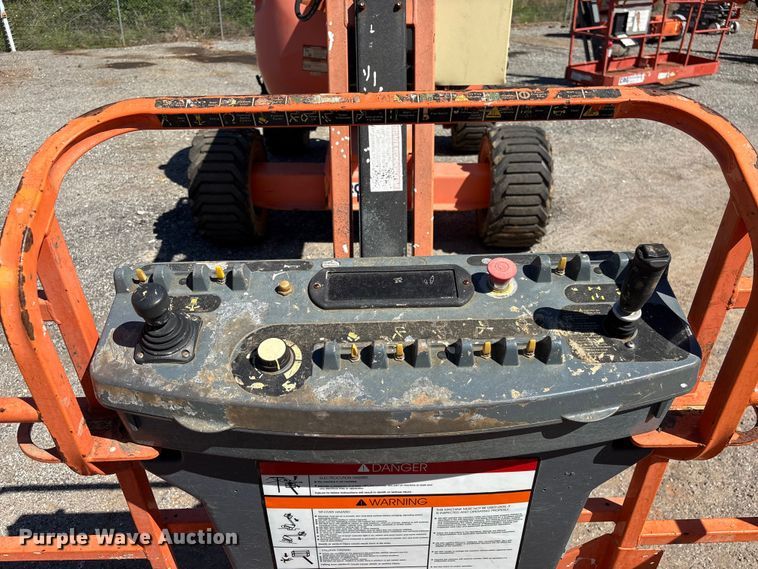image for item EF1107 2014 JLG 450AJ boom lift
