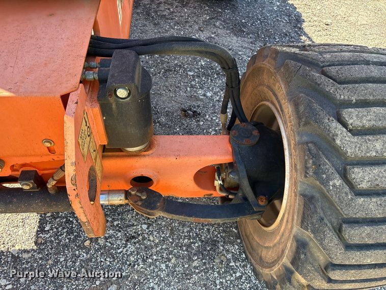 image for item EF1107 2014 JLG 450AJ boom lift