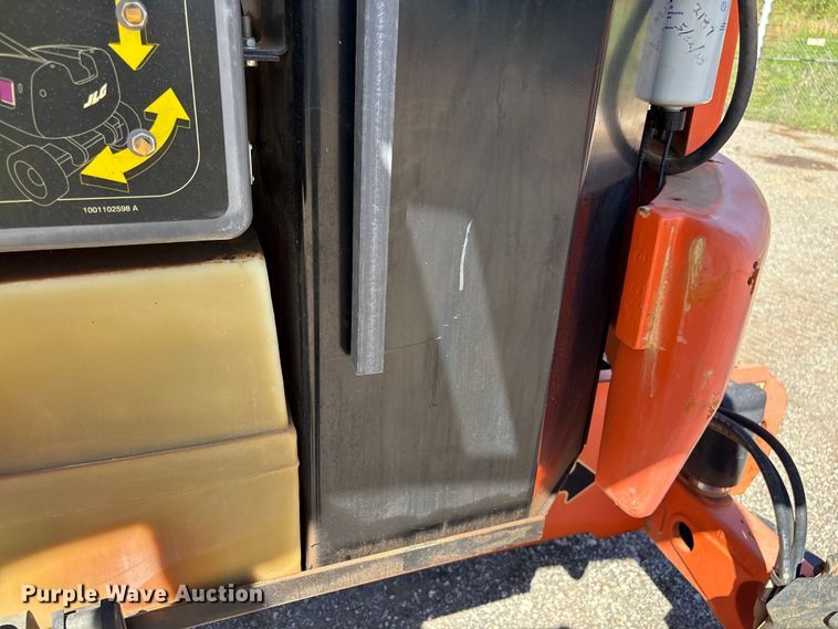 image for item EF1107 2014 JLG 450AJ boom lift