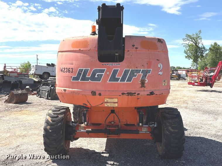 image for item EF1108 2015 JLG 600S boom lift