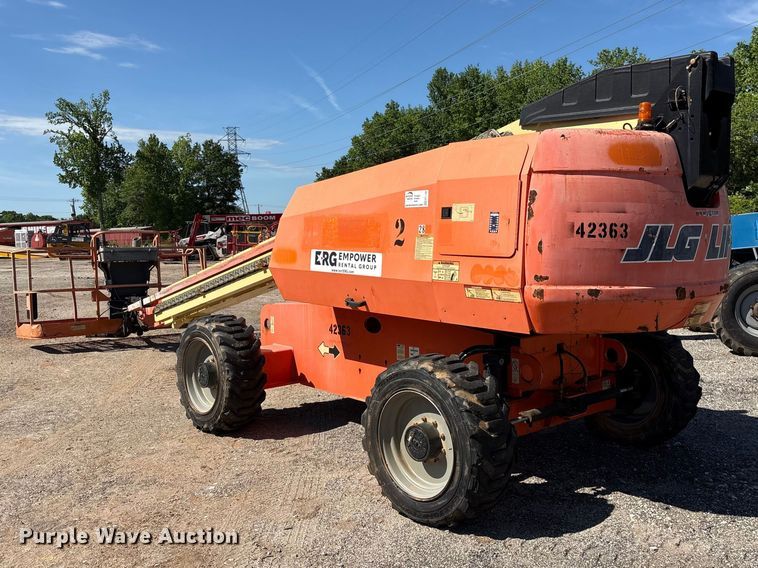 image for item EF1108 2015 JLG 600S boom lift