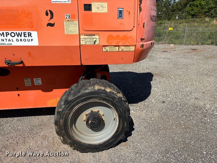 image for item EF1108 2015 JLG 600S boom lift