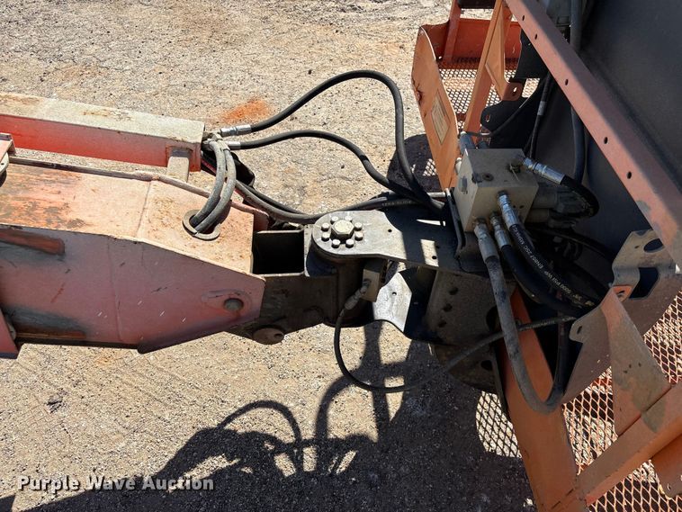 image for item EF1108 2015 JLG 600S boom lift
