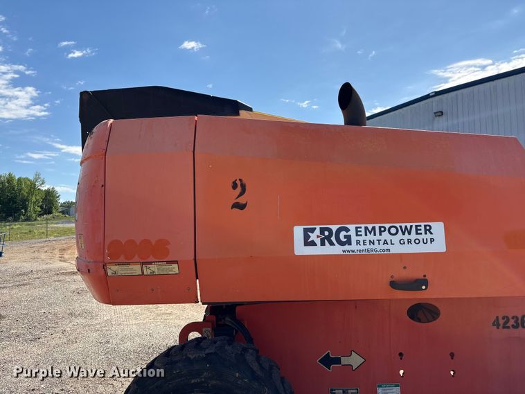 image for item EF1108 2015 JLG 600S boom lift