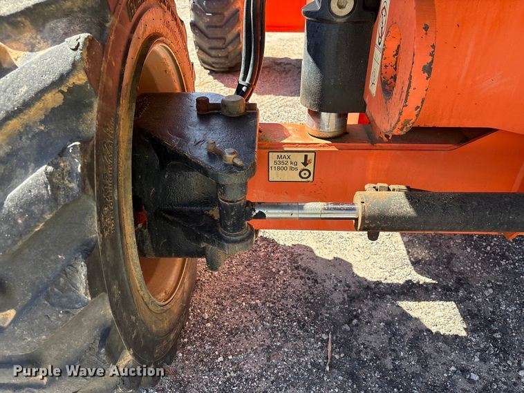 image for item EF1108 2015 JLG 600S boom lift