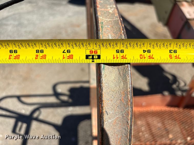 image for item EF1108 2015 JLG 600S boom lift