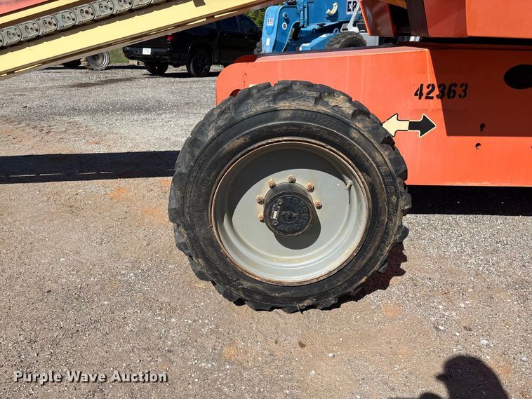 image for item EF1108 2015 JLG 600S boom lift