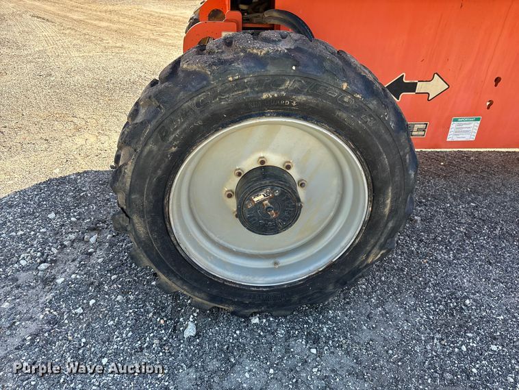 image for item EF1108 2015 JLG 600S boom lift