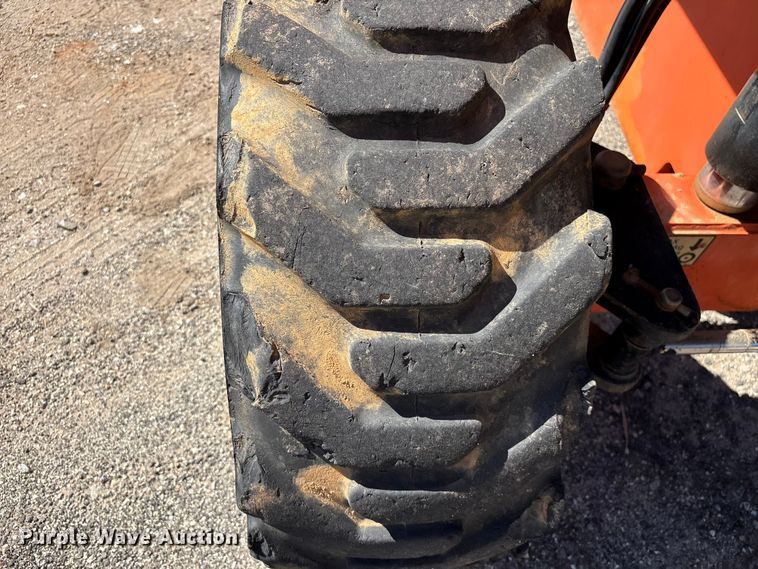image for item EF1108 2015 JLG 600S boom lift