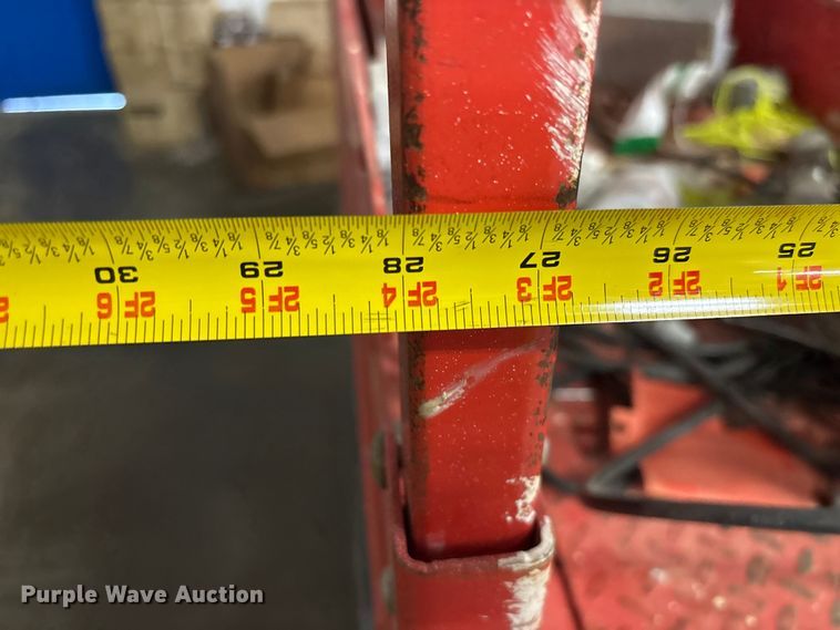image for item EF1109 2018 SkyJack SKlll3219 scissor lift
