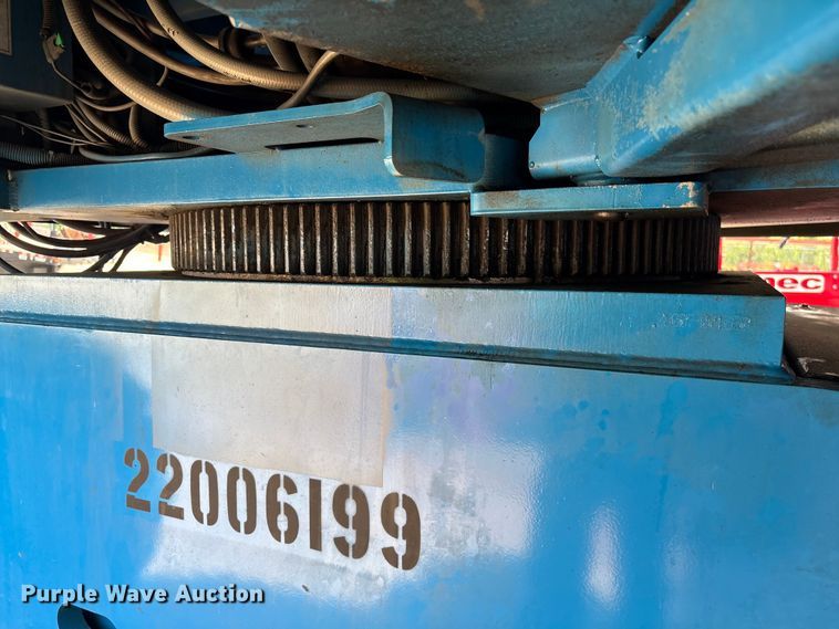 image for item EF1110 2007 Genie Z80/60 boom lift