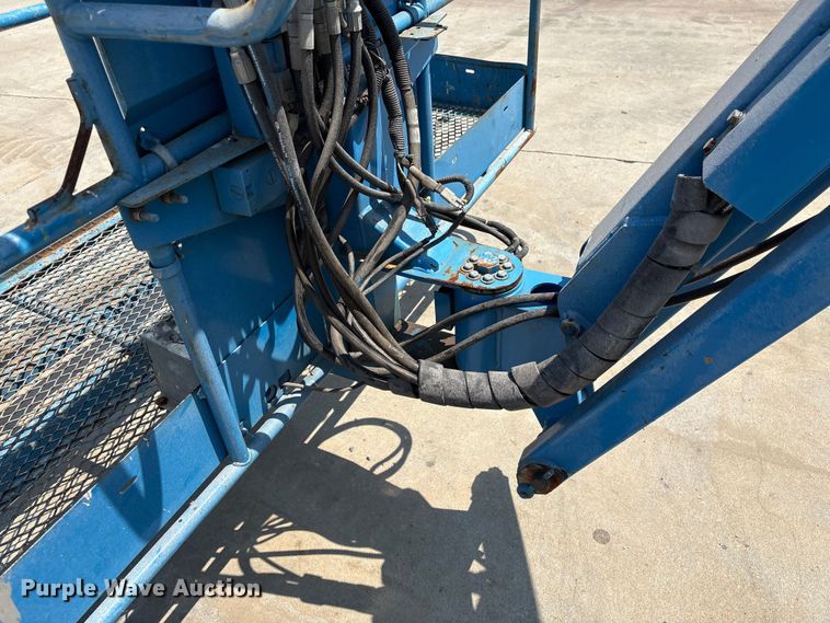 image for item EF1110 2007 Genie Z80/60 boom lift