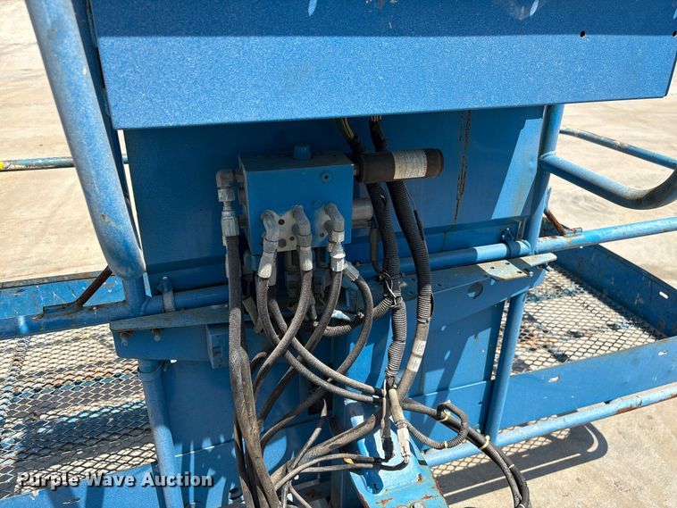 image for item EF1110 2007 Genie Z80/60 boom lift