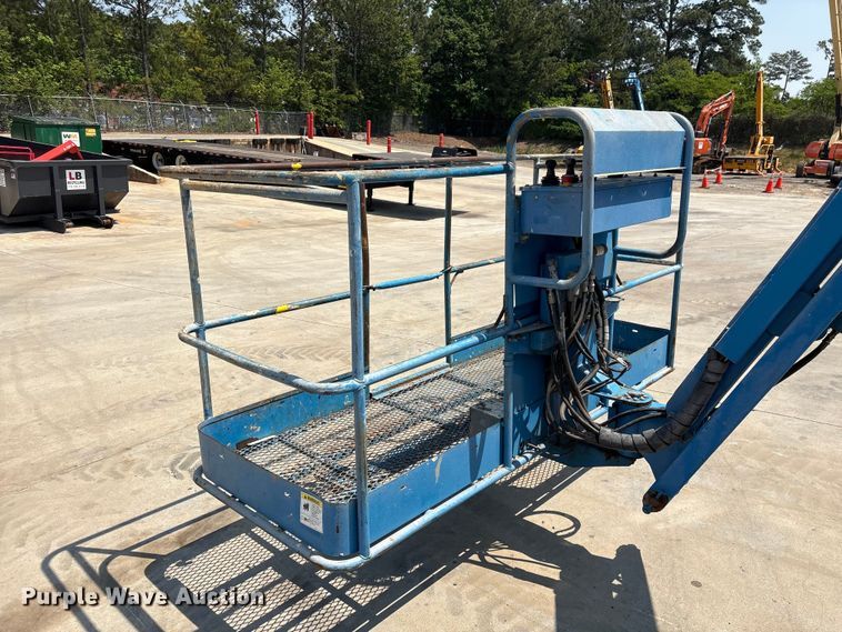 image for item EF1110 2007 Genie Z80/60 boom lift