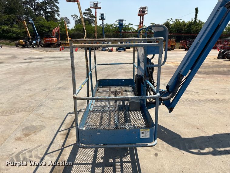image for item EF1110 2007 Genie Z80/60 boom lift