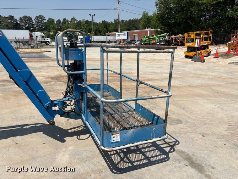 image for item EF1110 2007 Genie Z80/60 boom lift