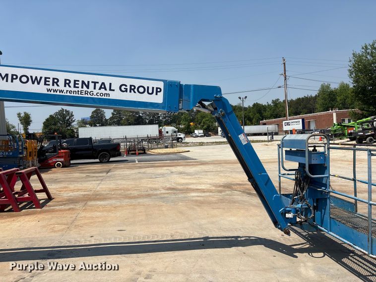 image for item EF1110 2007 Genie Z80/60 boom lift
