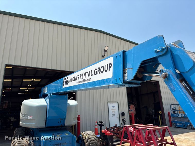 image for item EF1110 2007 Genie Z80/60 boom lift