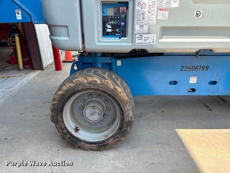 image for item EF1110 2007 Genie Z80/60 boom lift